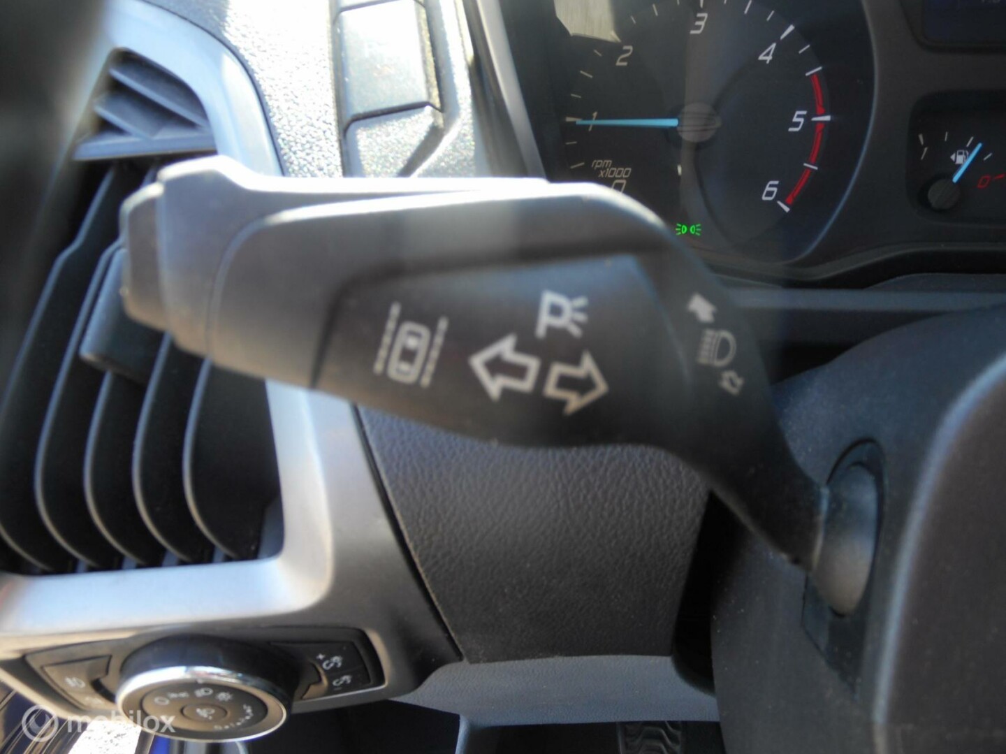 Ford-Transit Custom-15
