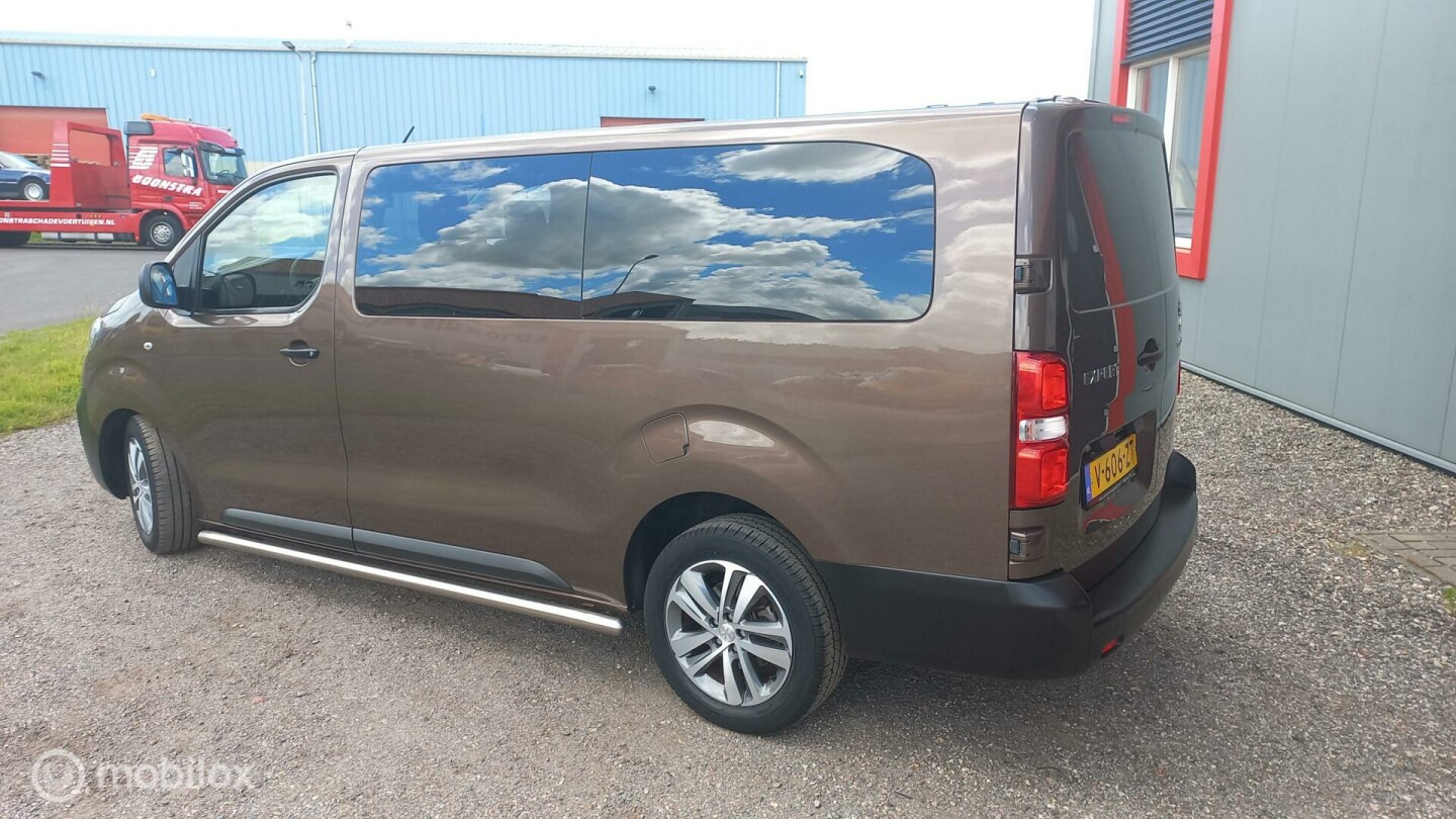Peugeot-Expert-2