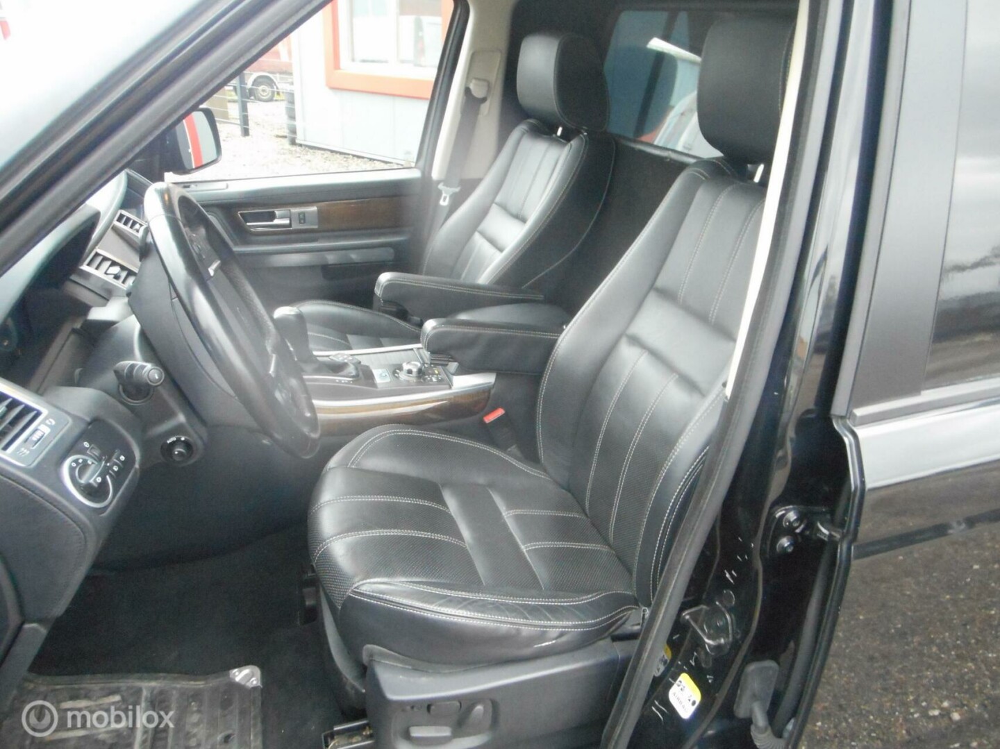 Land Rover-Range Rover Sport-10