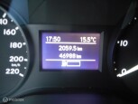 Mercedes-Benz-Vito-10