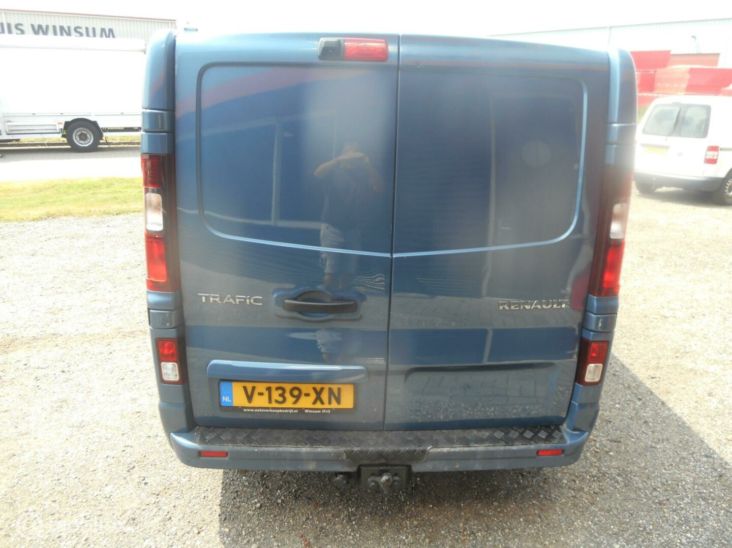 Renault-Trafic-3