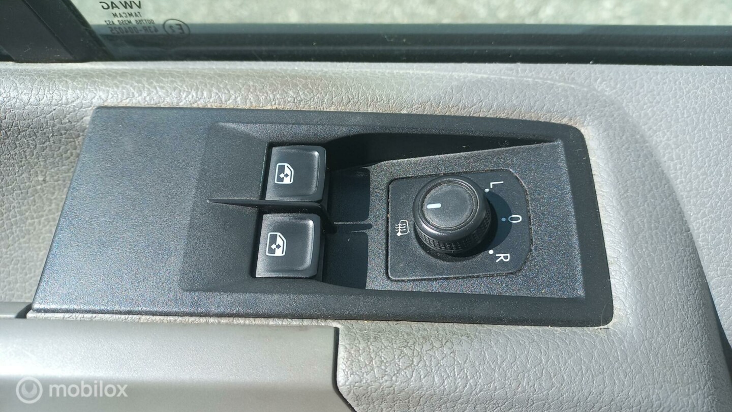 Volkswagen-Crafter-13