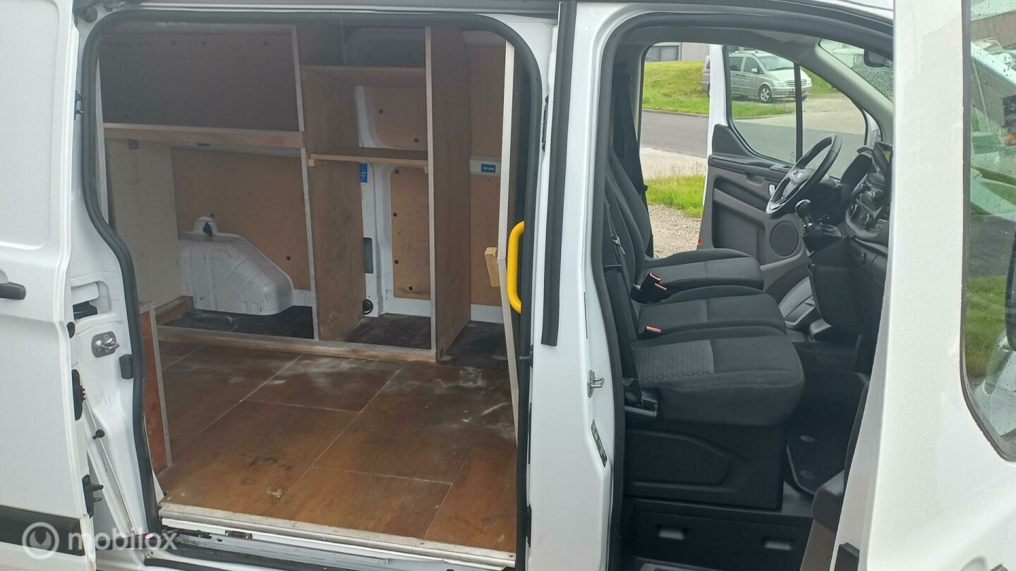Ford-Transit Custom-8