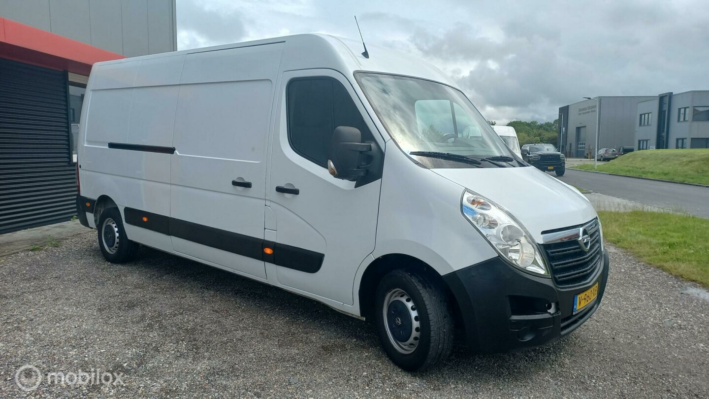Opel-Movano-6