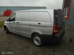 Mercedes-Benz-Vito-2
