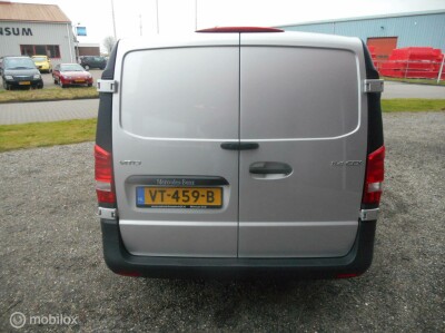 Mercedes-Benz-Vito-3