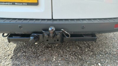 Ford-Transit Custom-4