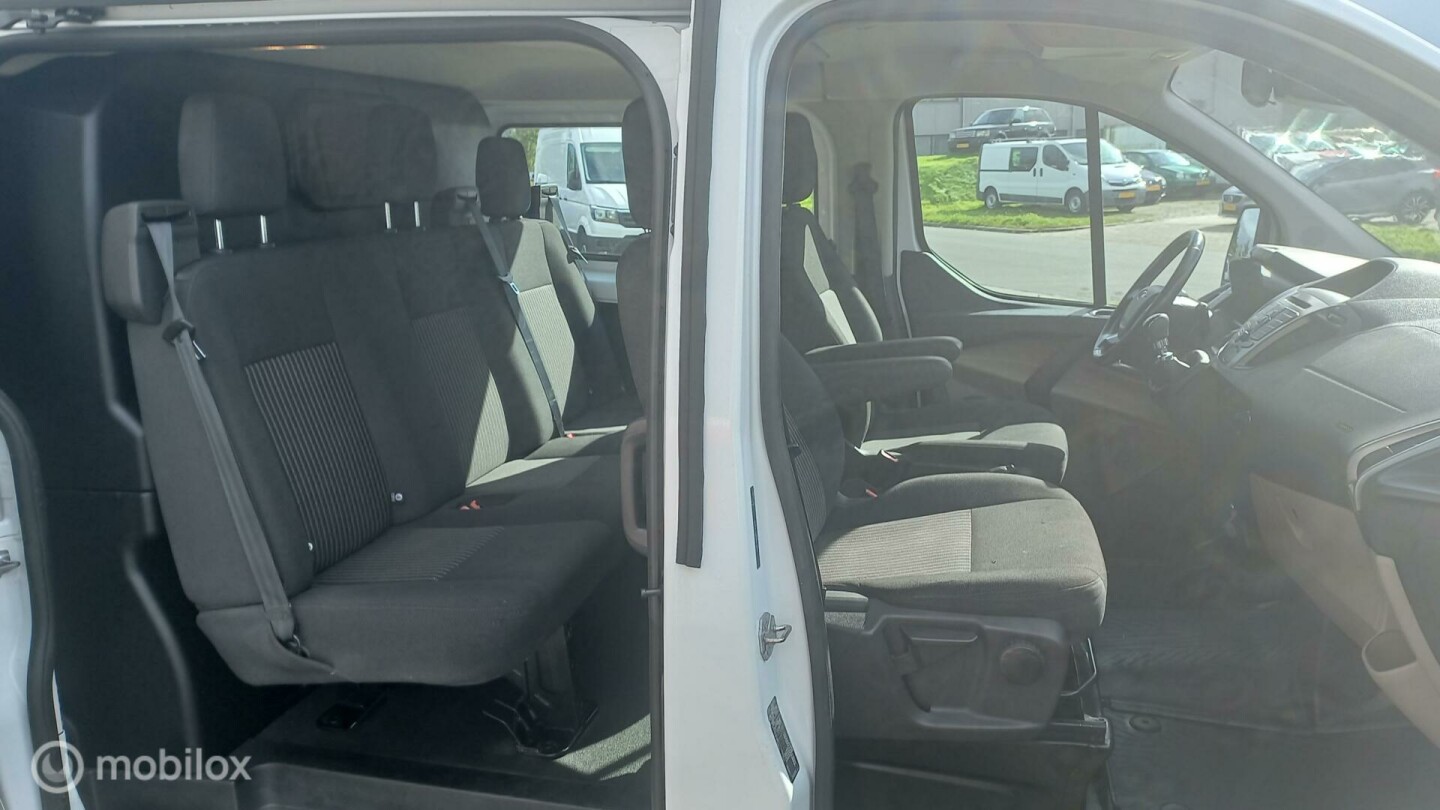 Ford-Transit Custom-9
