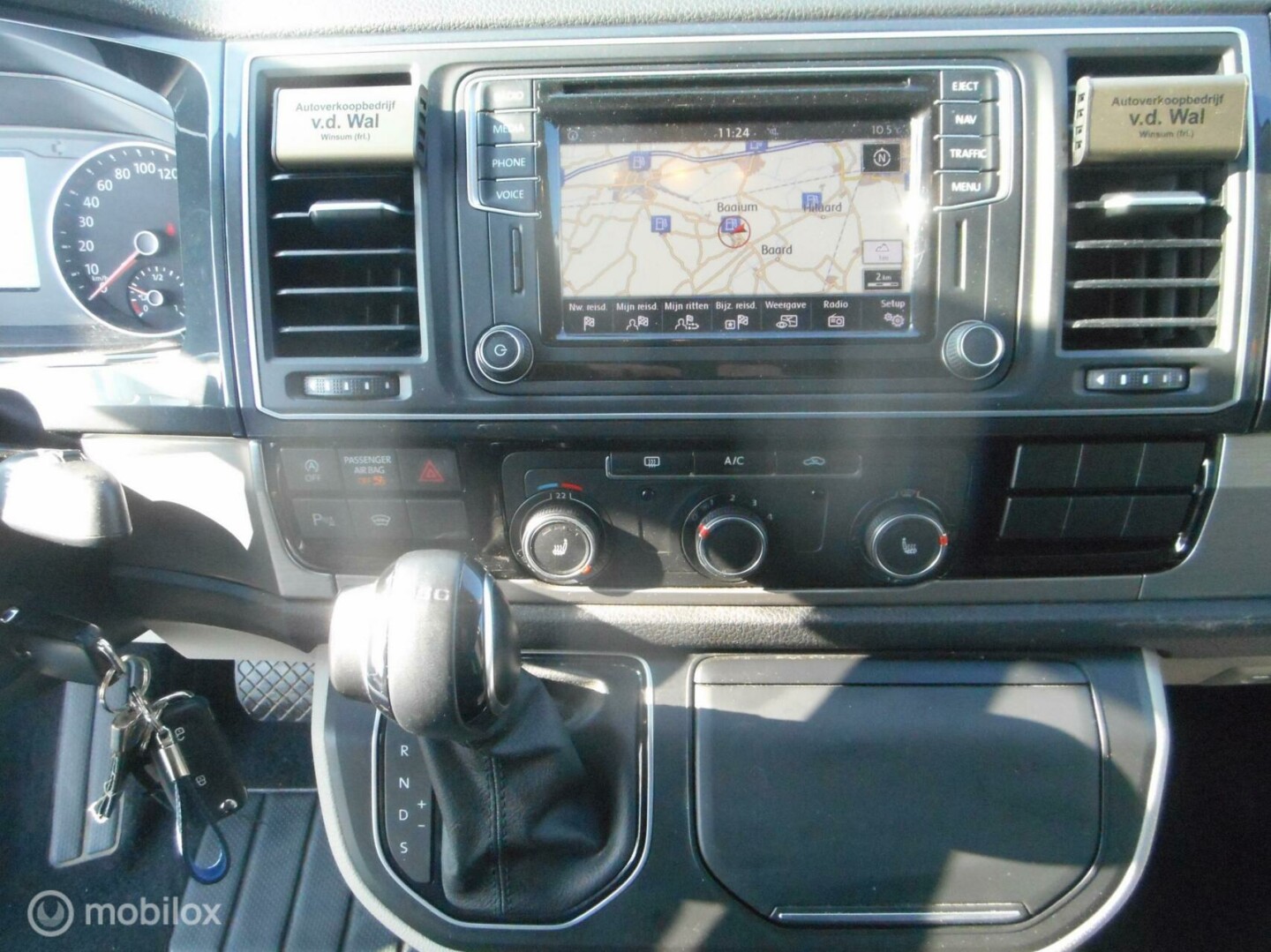 Volkswagen-Transporter-13