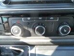 Volkswagen-Transporter-14