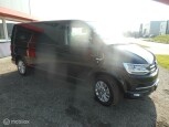 Volkswagen-Transporter-6