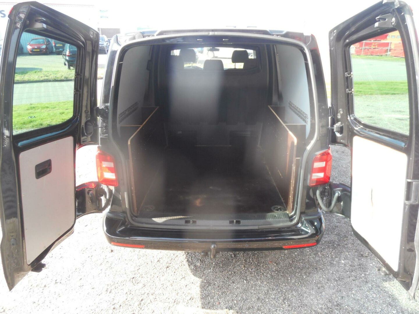 Volkswagen-Transporter-9
