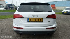 Audi-Q5-4