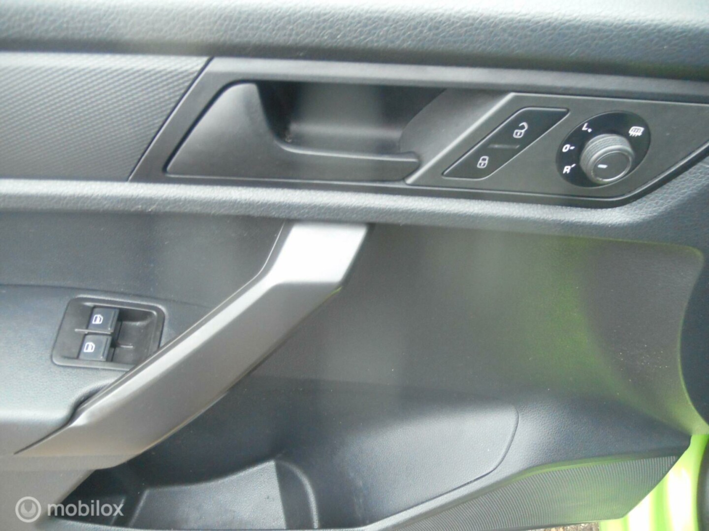 Volkswagen-Caddy Bestel-11