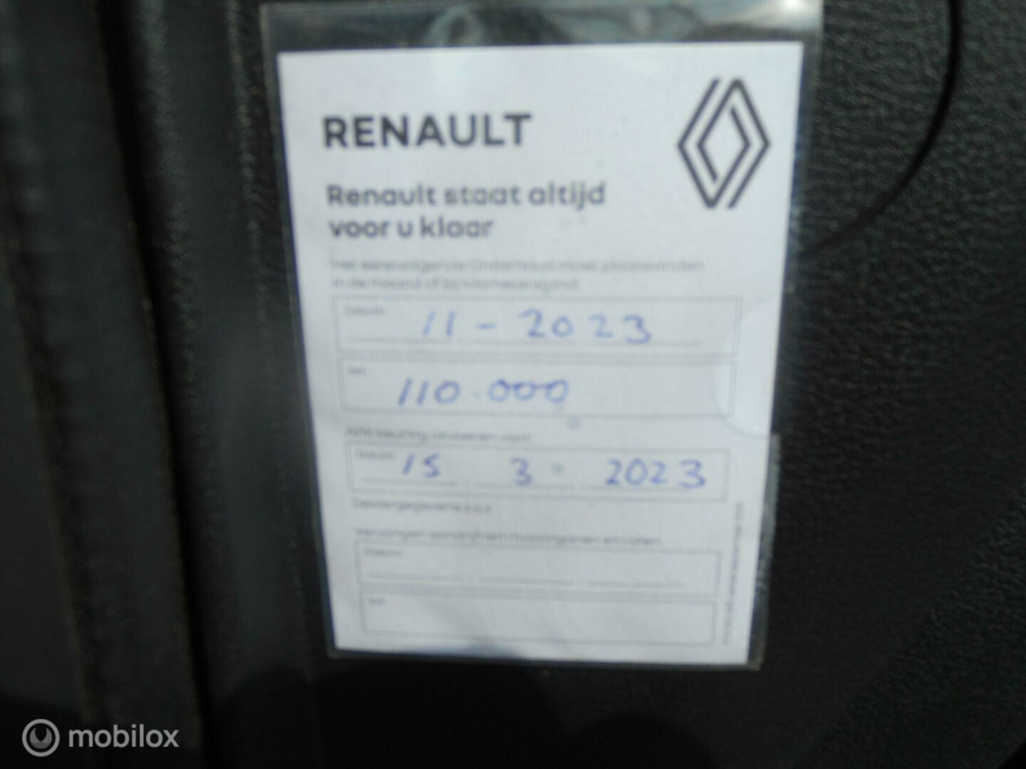 Renault-Trafic-10