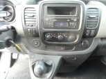 Renault-Trafic-12