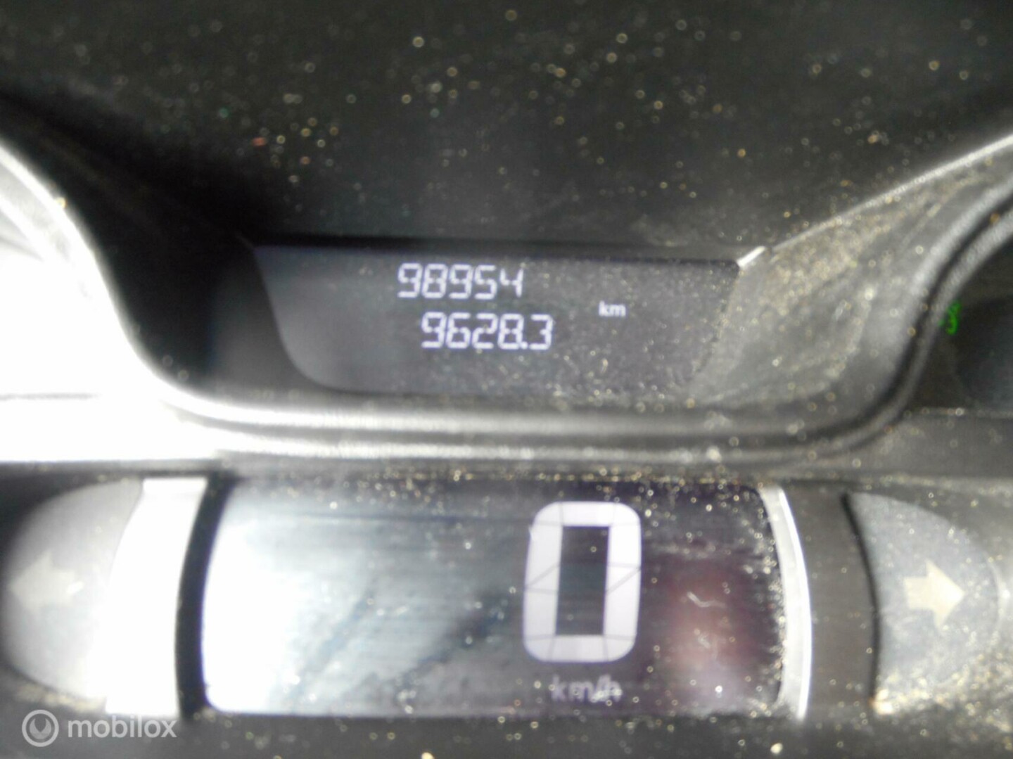 Renault-Trafic-16