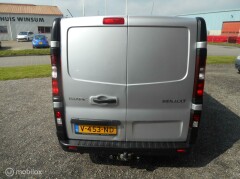 Renault-Trafic-3
