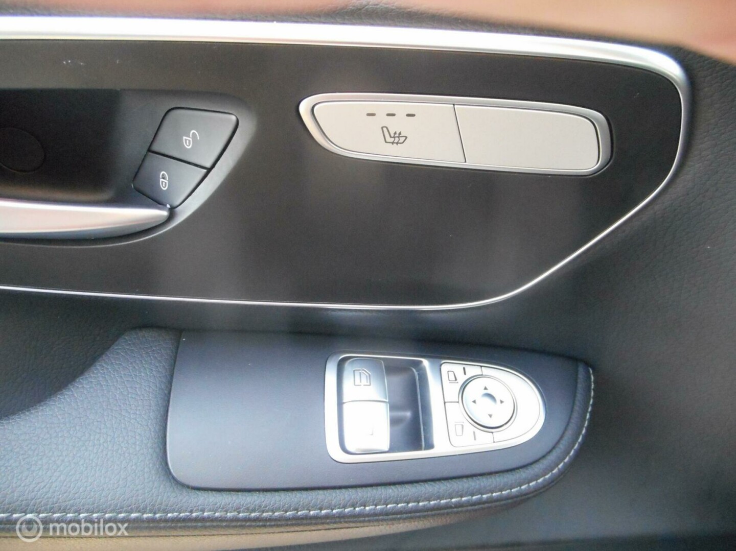 Mercedes-Benz-V-Klasse-14