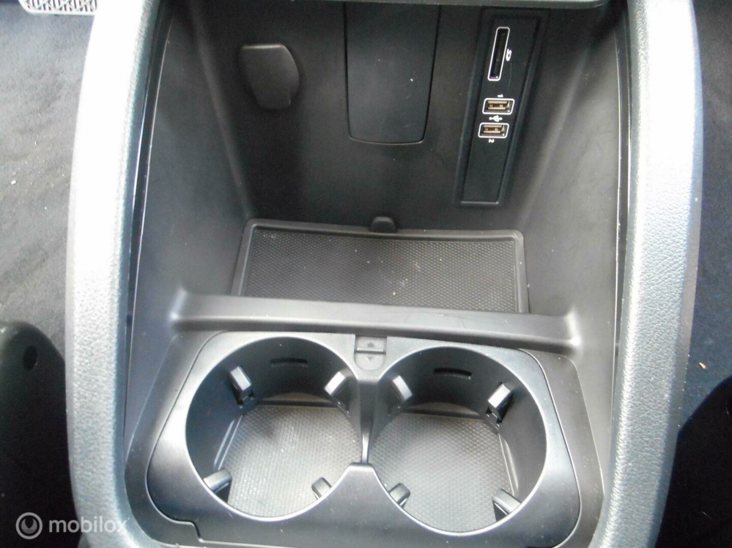 Mercedes-Benz-V-Klasse-19