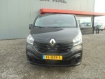 Renault-Trafic-1