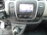 Renault-Trafic-11
