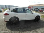 Porsche-Cayenne-6