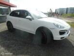Porsche-Cayenne-7