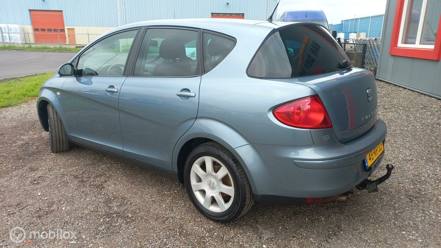 SEAT-Toledo-2