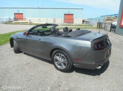 Ford USA-Mustang-3