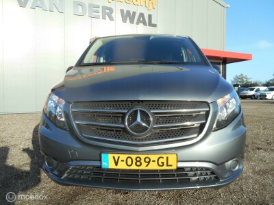 Mercedes-Benz-Vito-1