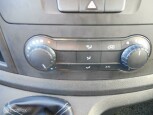 Mercedes-Benz-Vito-11
