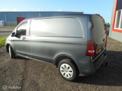 Mercedes-Benz-Vito-2