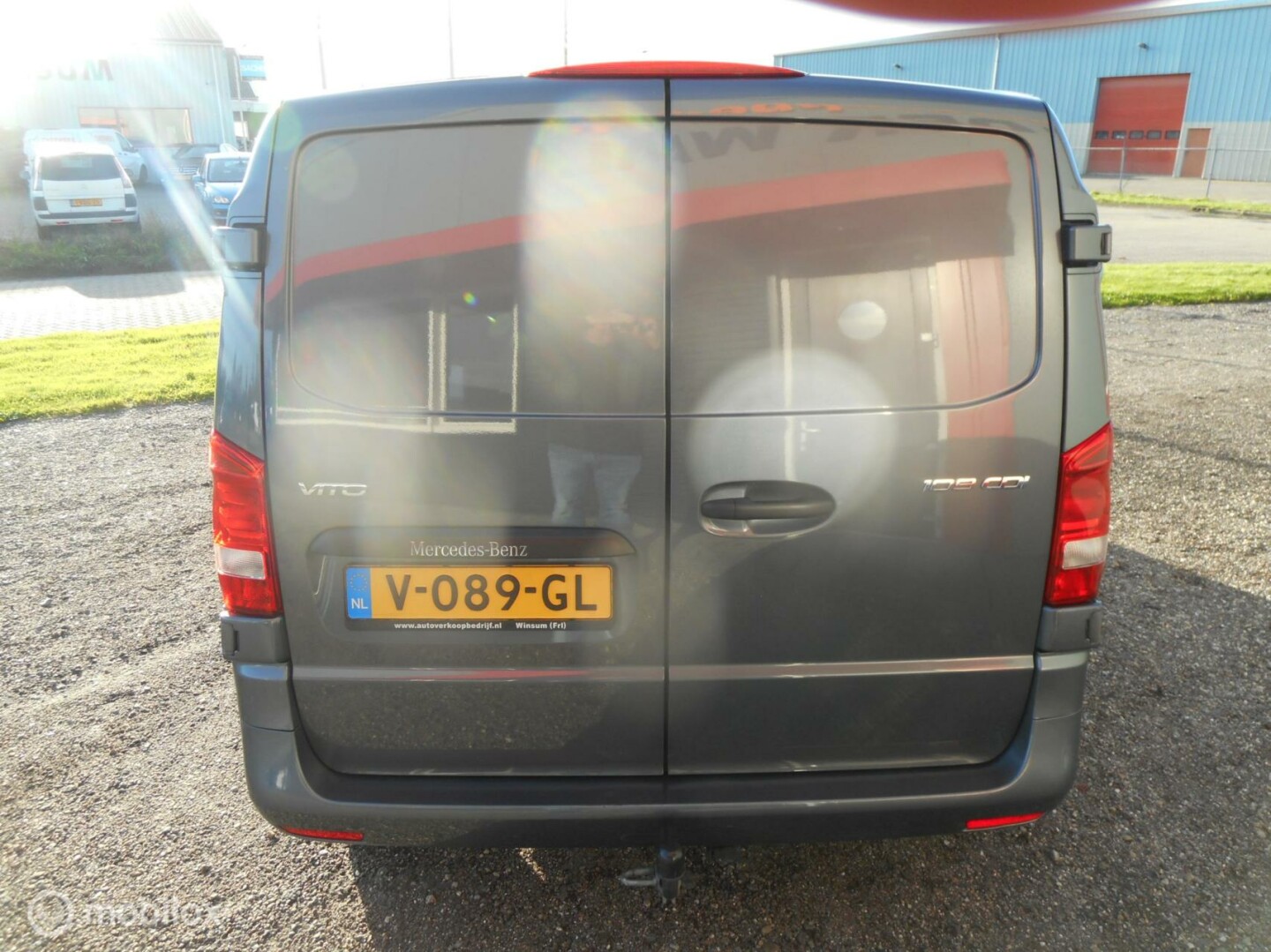 Mercedes-Benz-Vito-3