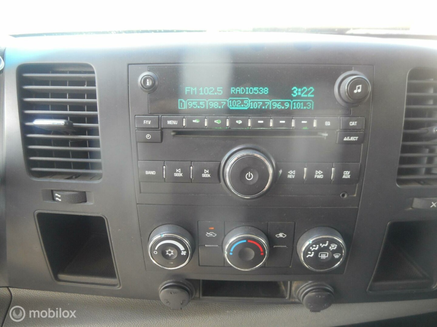 Chevrolet-Pick Up-11