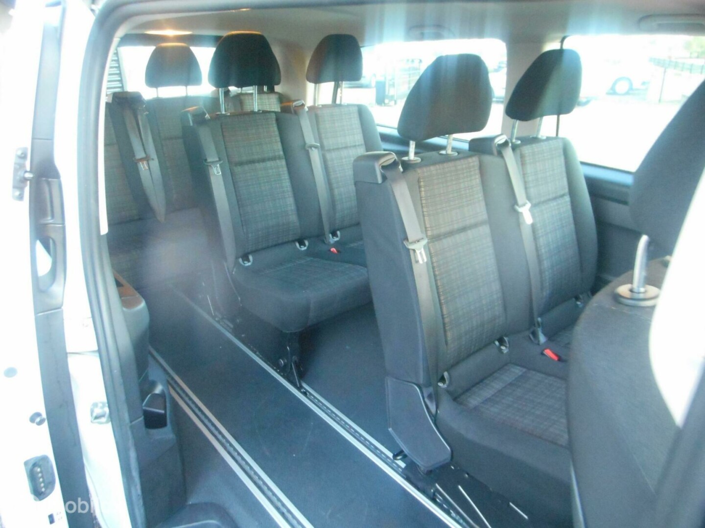 Mercedes-Benz-Vito-7