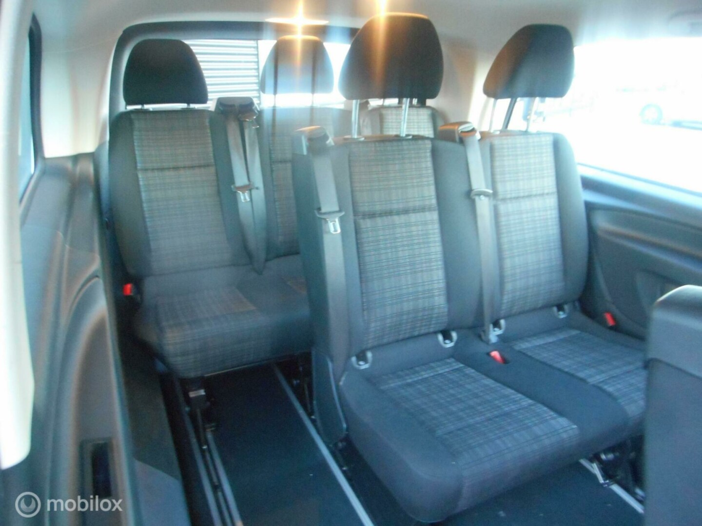 Mercedes-Benz-Vito-8