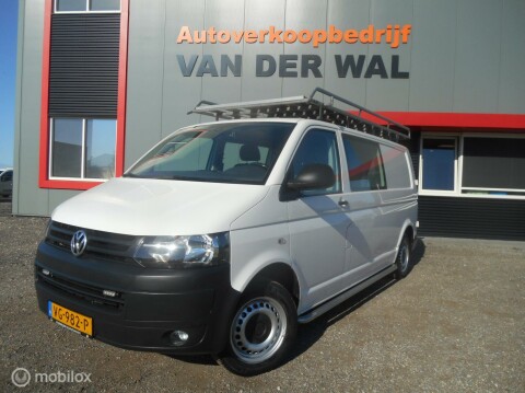 Volkswagen-Transporter-0
