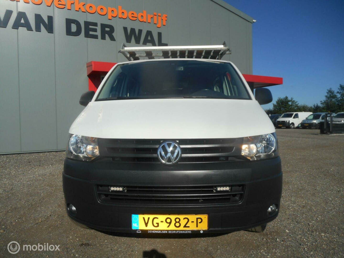 Volkswagen-Transporter-1