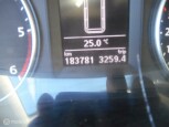 Volkswagen-Transporter-16