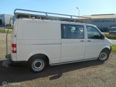 Volkswagen-Transporter-4