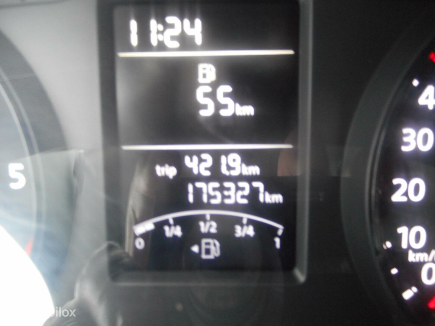 Volkswagen-Transporter-14