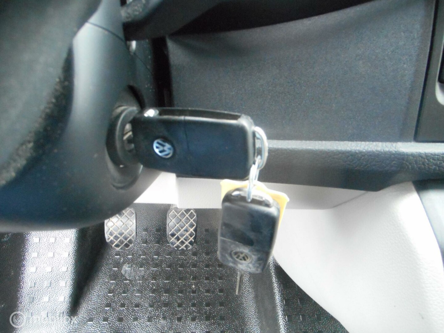 Volkswagen-Transporter-15