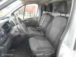 Renault-Trafic-10