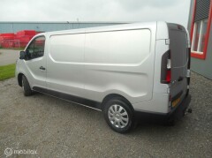 Renault-Trafic-3