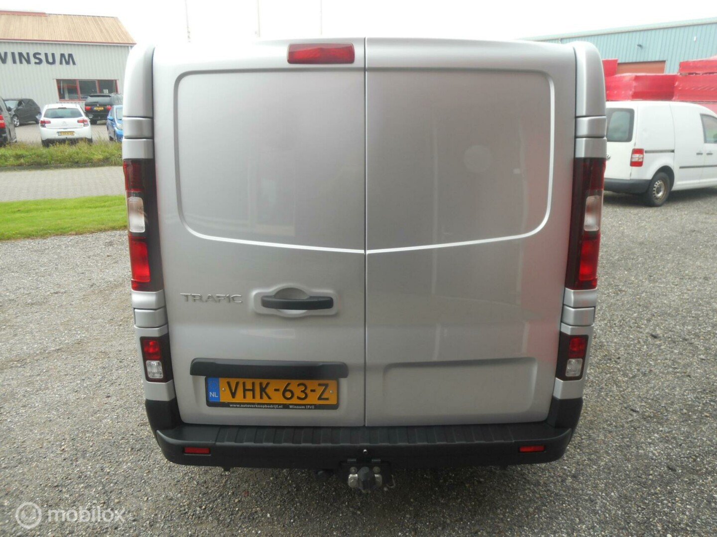 Renault-Trafic-4