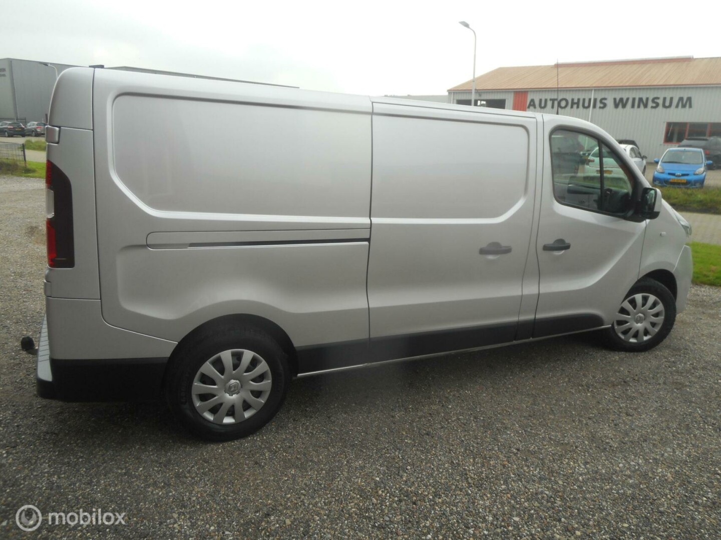 Renault-Trafic-6