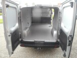 Renault-Trafic-9