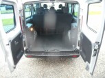 Renault-Trafic-11