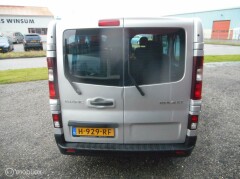 Renault-Trafic-3